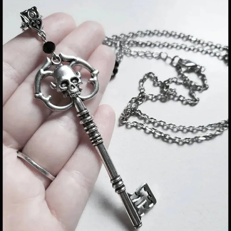 Antique Silver Skeleton Key Necklace
