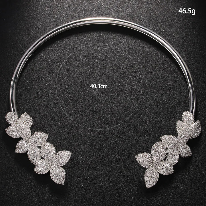 Elegant Flower Crystal Necklace