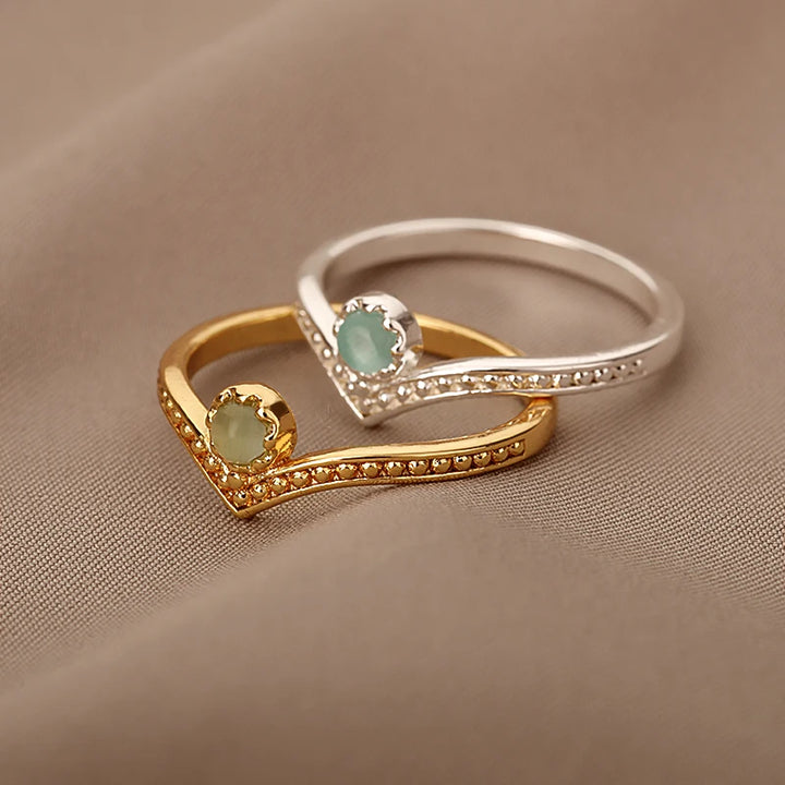 Elegant Gold Waterdrop Opal Crown Ring