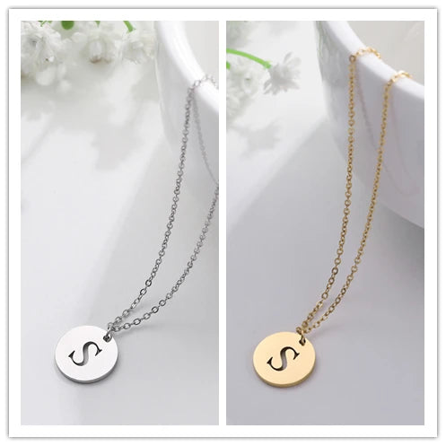 Elegant Gold Letter Pendant Necklace