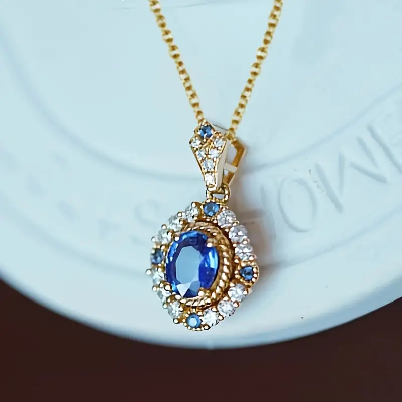 Classy Gold Necklace