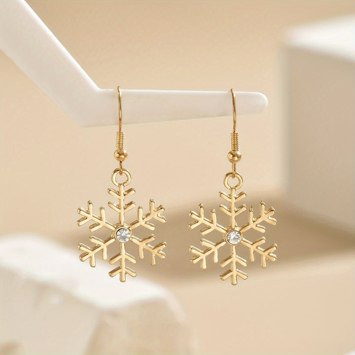 Chic Snowflake Dangle Earrings