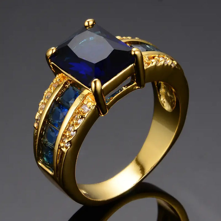 Chic Bluemont Gold Ring
