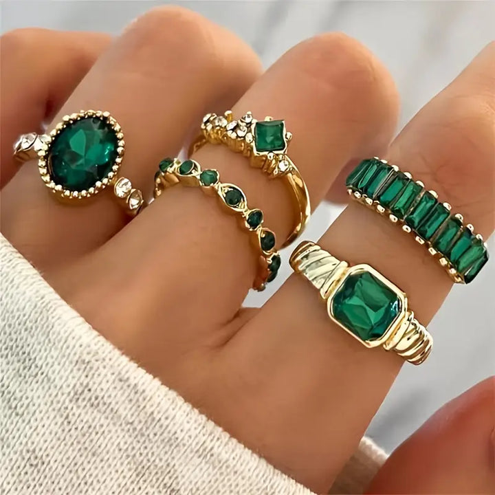 Exclusive Gold Zarina Emerald Ring Set