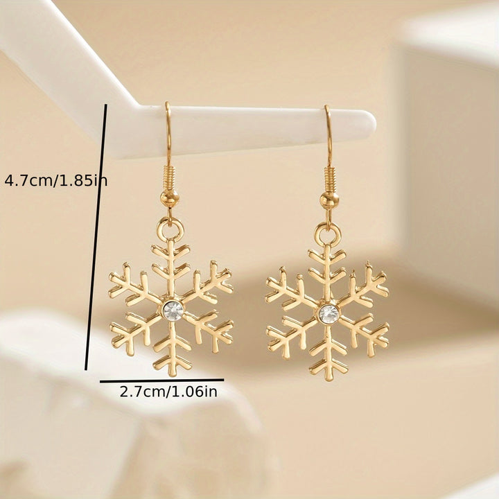 Chic Snowflake Dangle Earrings