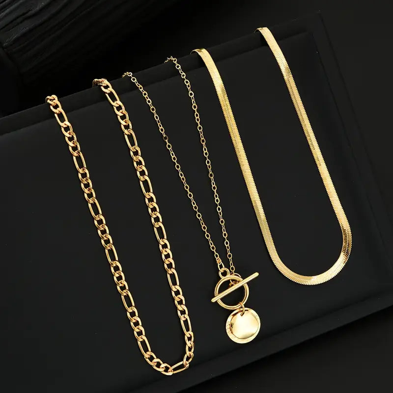 Savira Textured Golden Layered Necklace