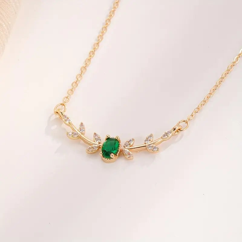 Chic Minimalistic Amira Necklace