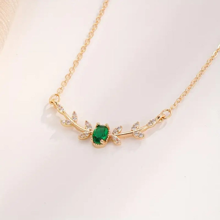 Chic Minimalistic Amira Necklace