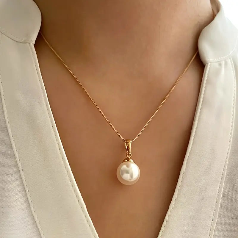 Elegant Golden Grace Pearl Jewellery Set