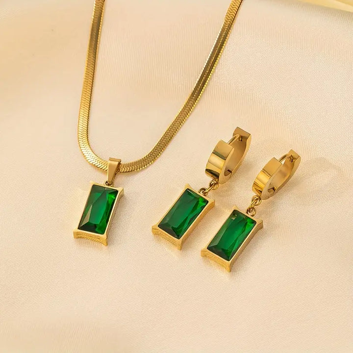 Elegant Gemstone Jewellery Set