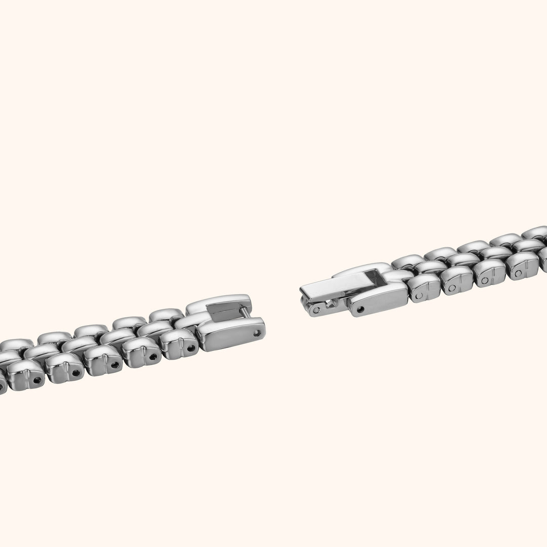 Classic Silver Minimalistic Watch