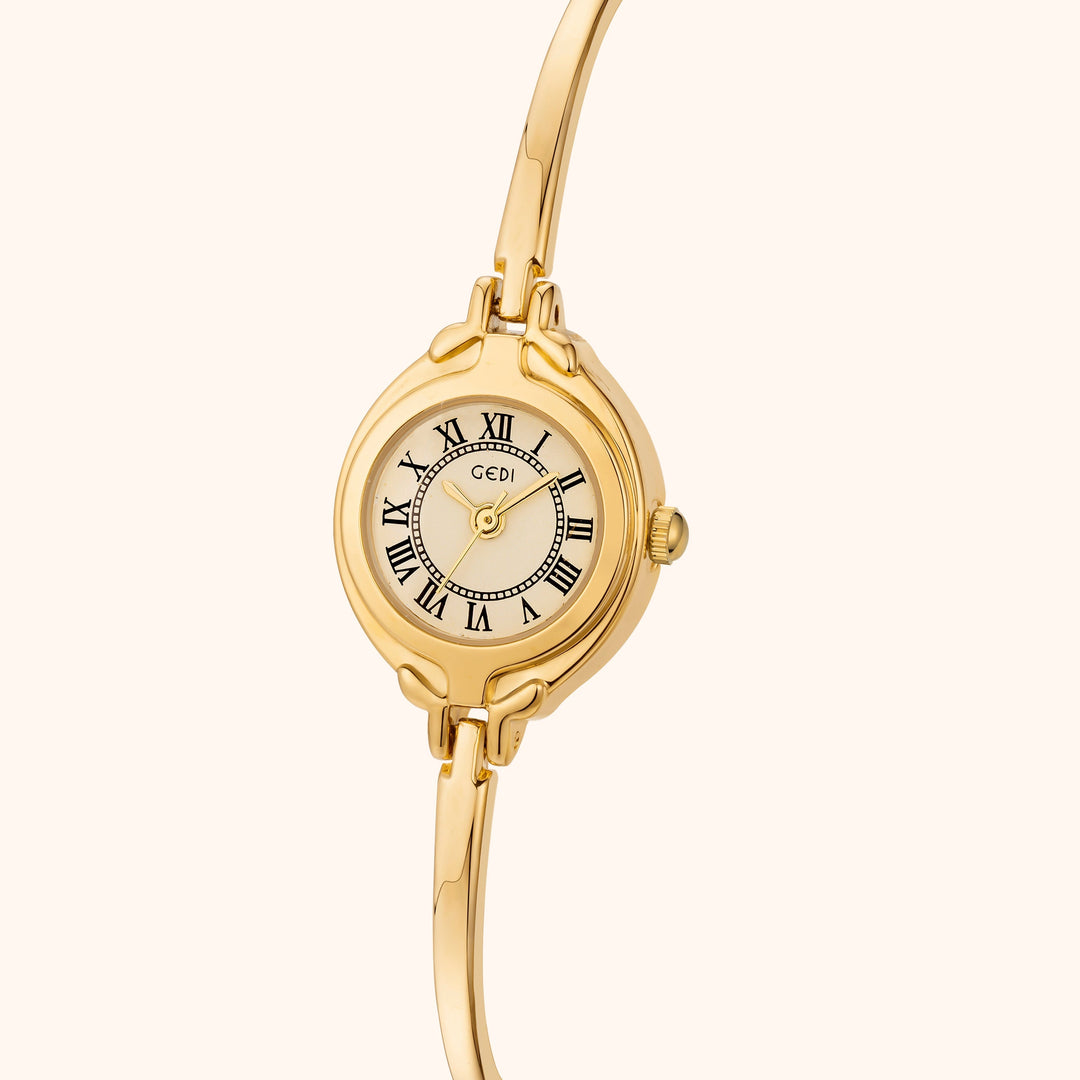 Classic Gold Elegant Watch