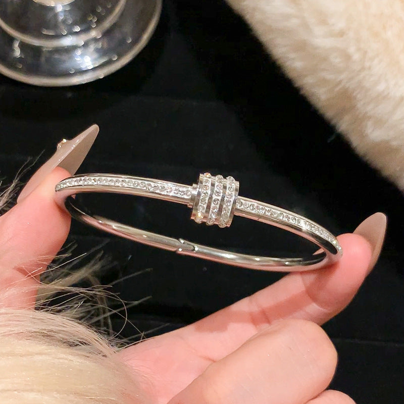 Sophisticated Gold Vianna Lucente Bracelet