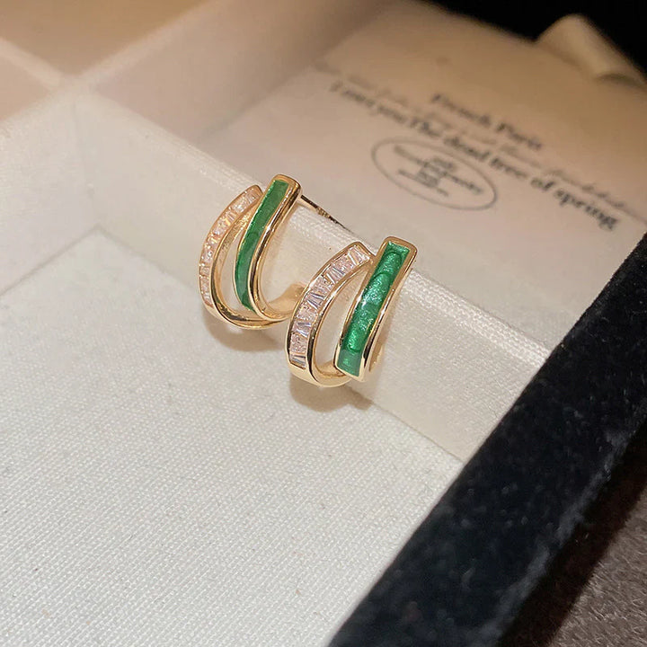 Chic old Earrings for Elegant Wear