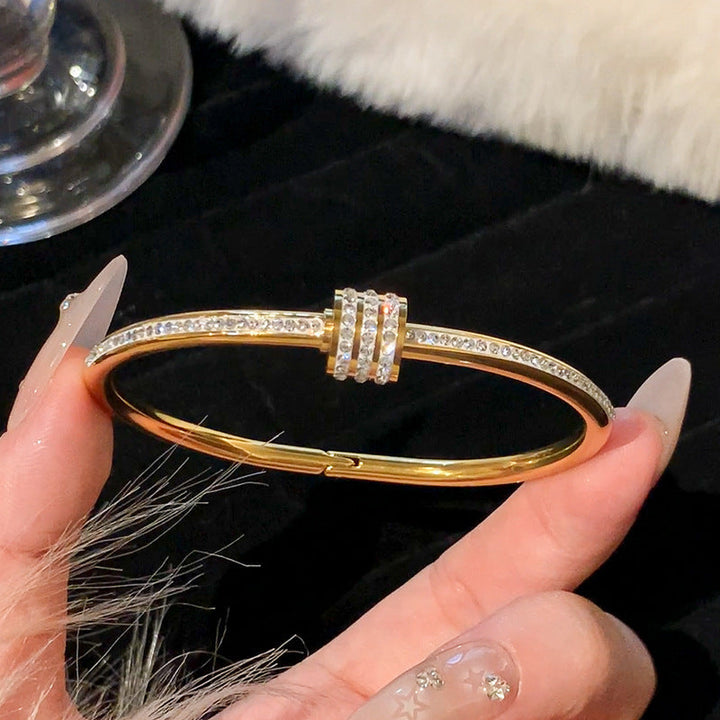 Sophisticated Gold Vianna Lucente Bracelet