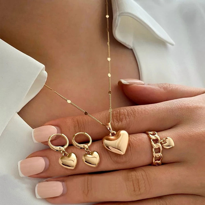 Vintage Love Heart Pendant Set