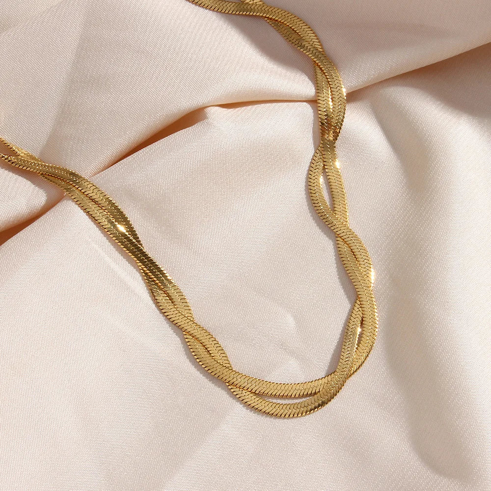 Timeless Gold-Plated Necklace and Bracelet Set