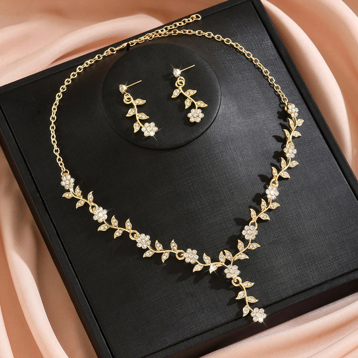 Fashion Flower Necklace & Earring Set