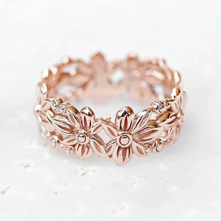 Chic Rose Gold Flower Statement Ring