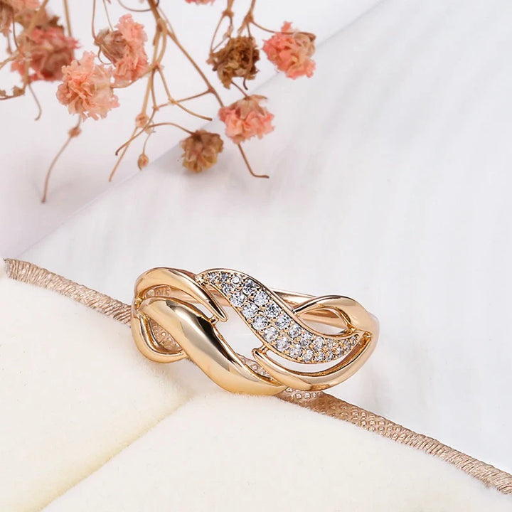 Elegant Rose Gold Geometric Zircon Ring