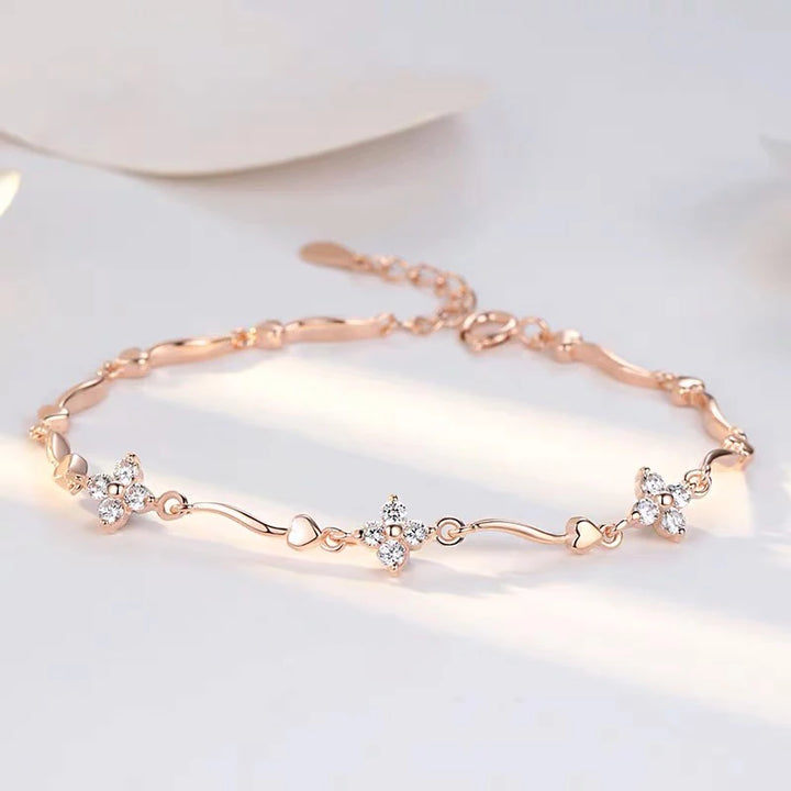 Chic Zircon Four-Leaf Flower Bracelet