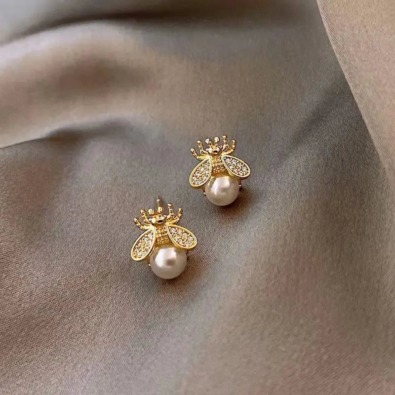 Chic Sterling Silver Bee Stud Earrings