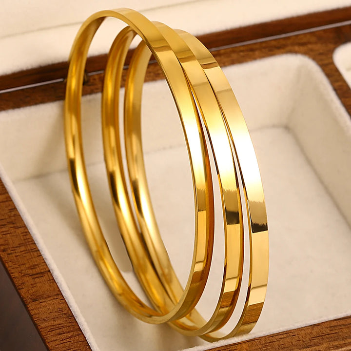 Chic Gold Stainless Steel Bangle Set