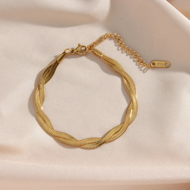 Timeless Gold-Plated Necklace and Bracelet Set