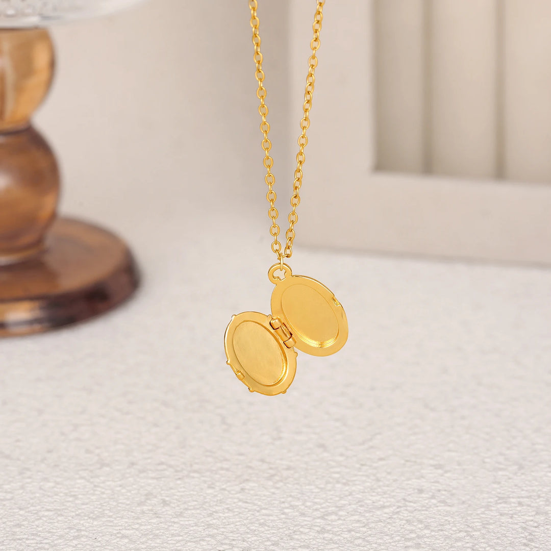 Elegant Zircon Oval Locket Photo Necklace