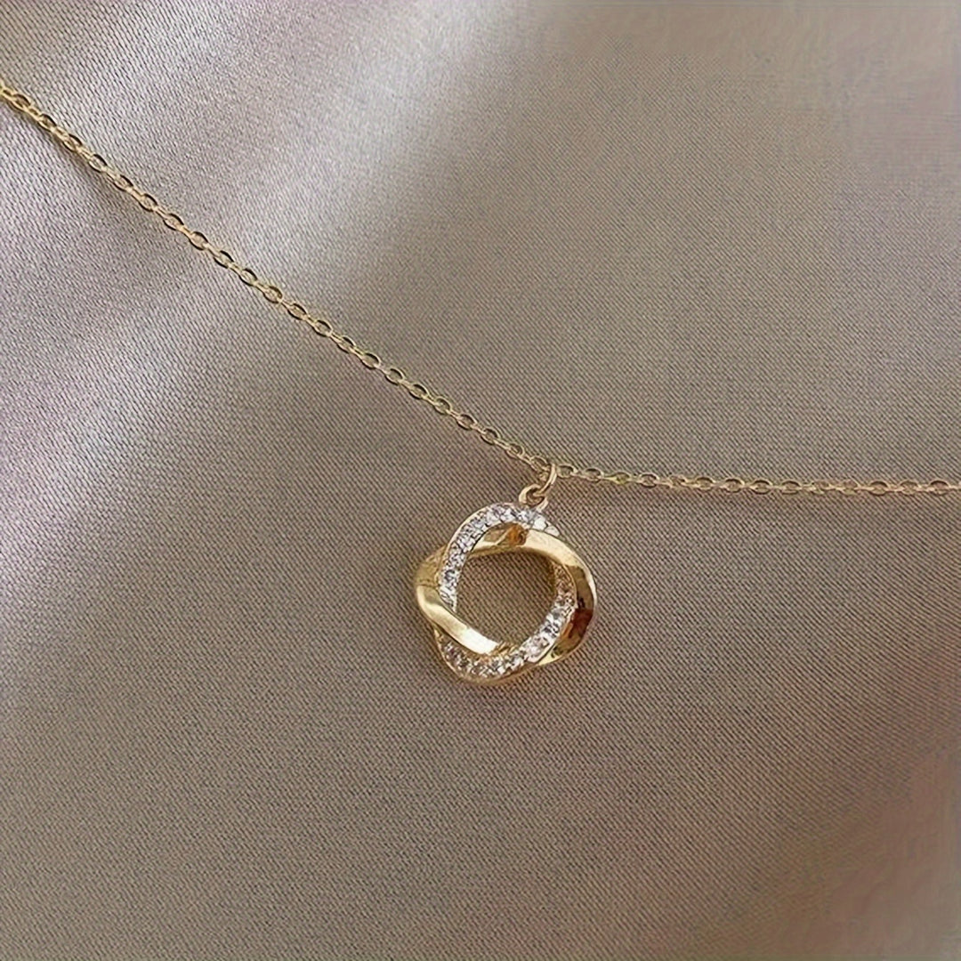 Elegant Gold Pendant Necklace with Faux Diamonds