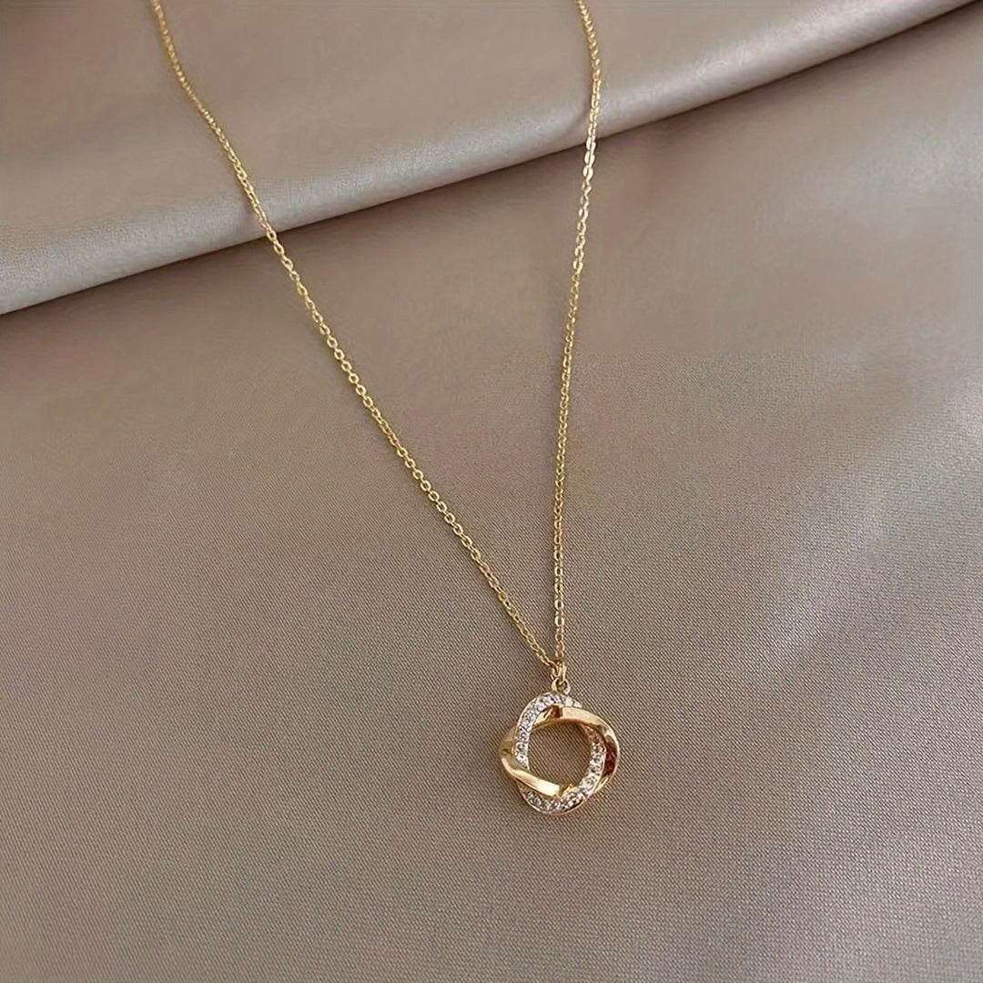 Elegant Gold Pendant Necklace with Faux Diamonds