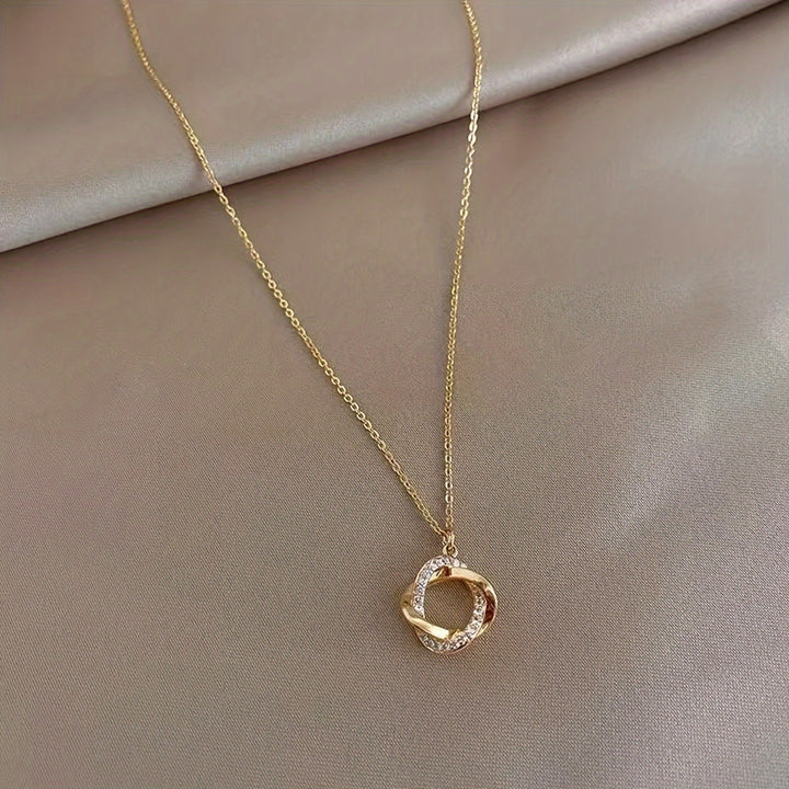 Elegant Gold Pendant Necklace with Faux Diamonds