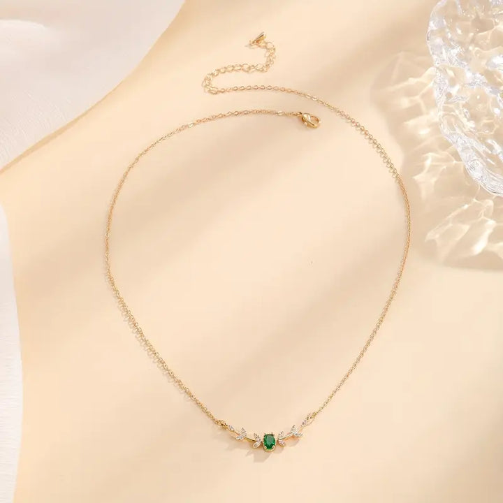 Chic Minimalistic Amira Necklace