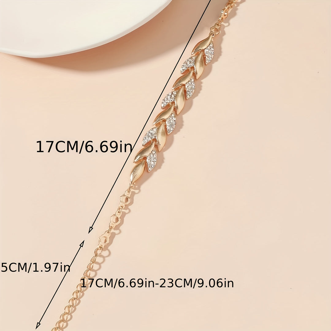 Elegant Gold Leaf Link Bracelet
