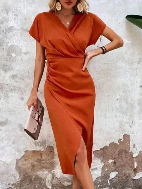 Effortless Flowing Midi Dress for Wedding Guests (2)