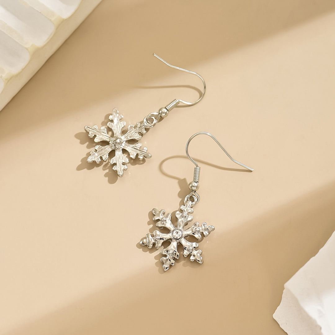 Elegant White Snowflake Dangle Earrings