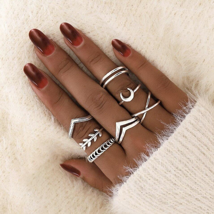 Unique Ring Set: 8 to 12 Pieces