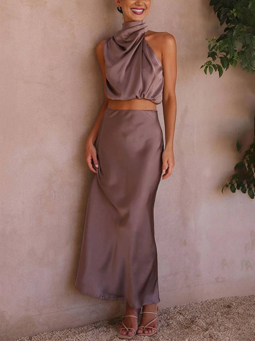 Women's Elegant Two-Piece Set for Wedding Guests in Pastel green 2