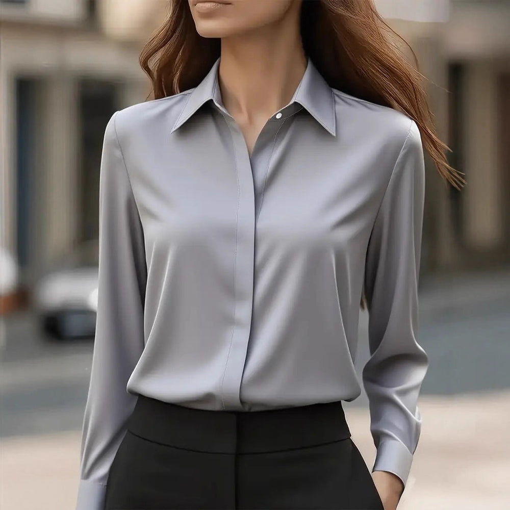Refined long sleeve top in timeless silk in Grey