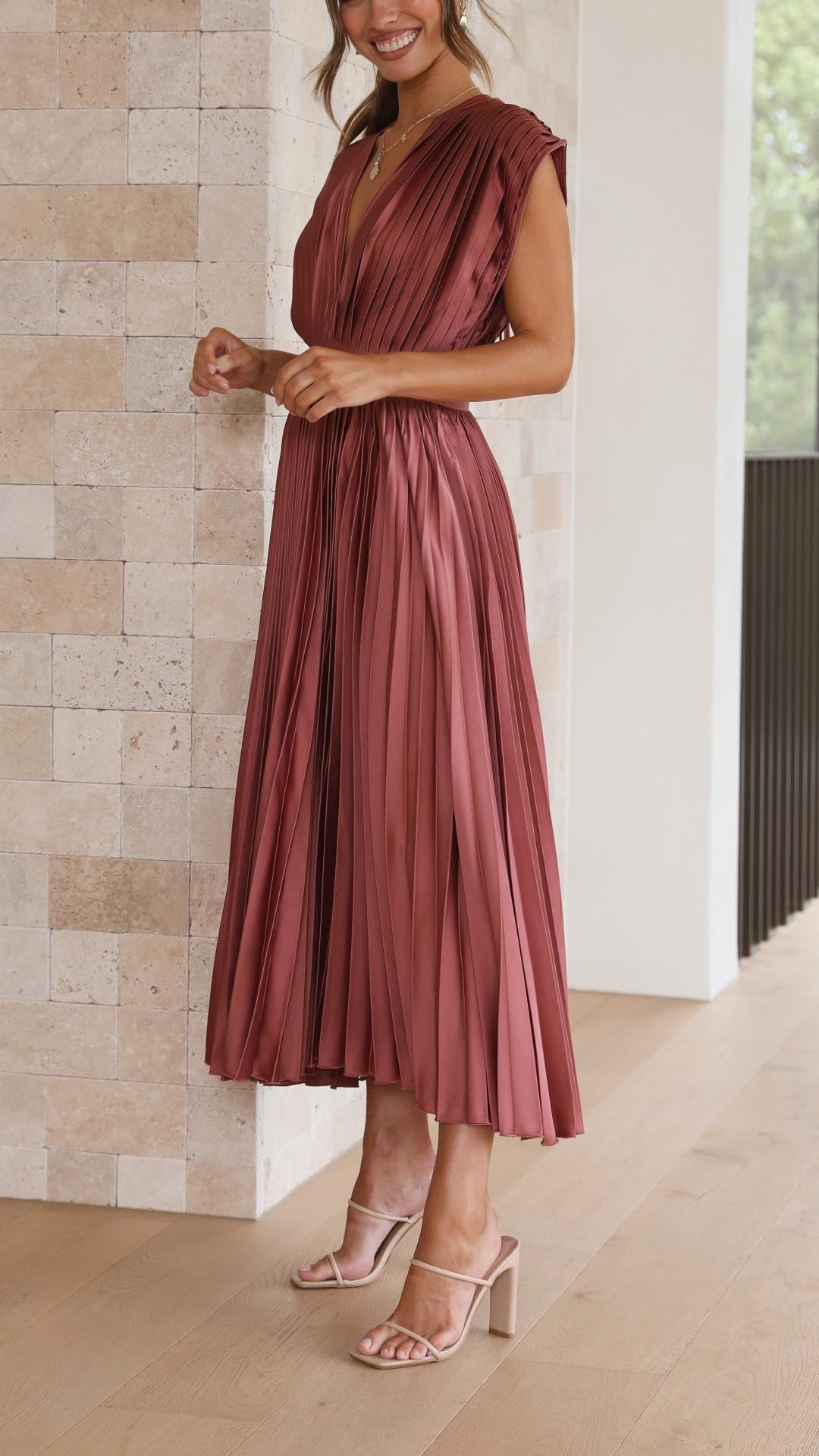 Women's Elegant Midi Wedding Guest Dress (4)