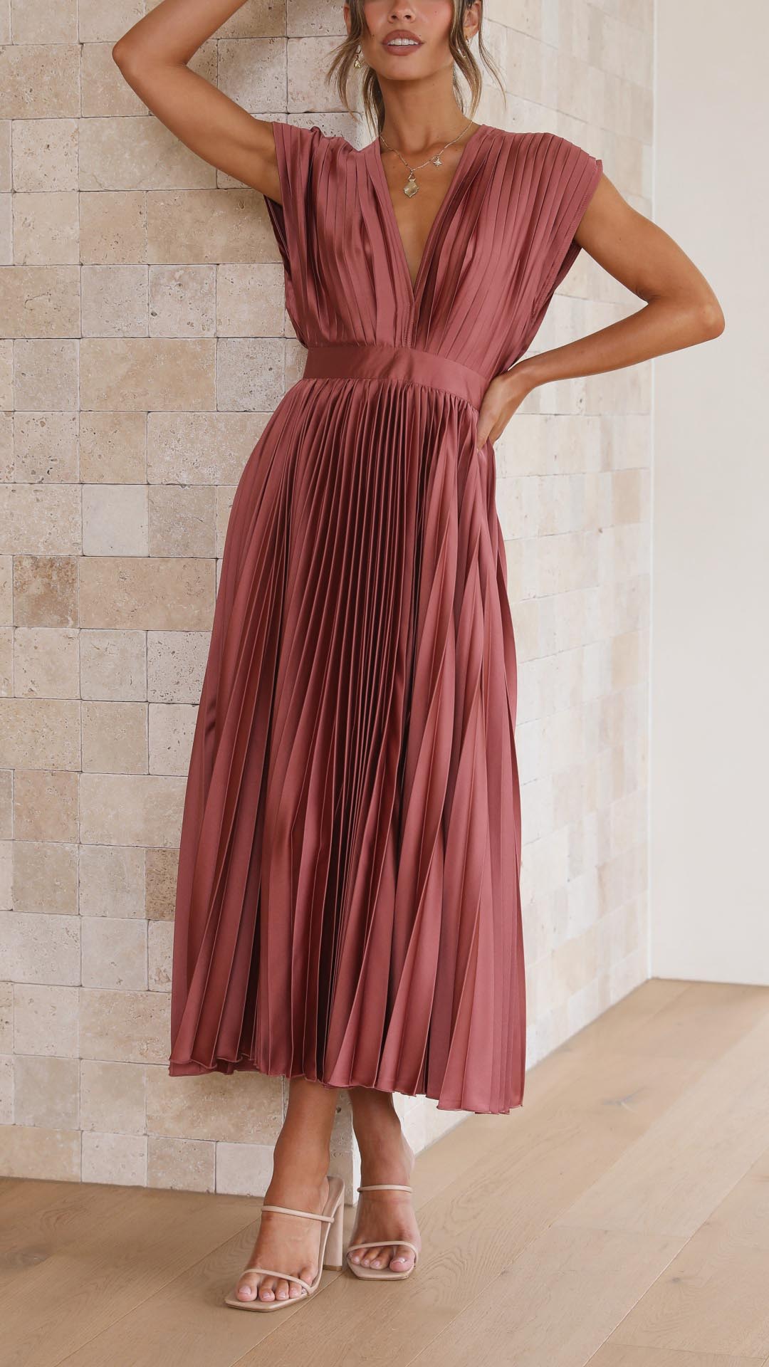 Women's Elegant Midi Wedding Guest Dress (5)