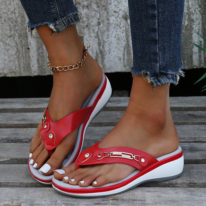 Women's Everyday Comfort Sandals with Support in Red