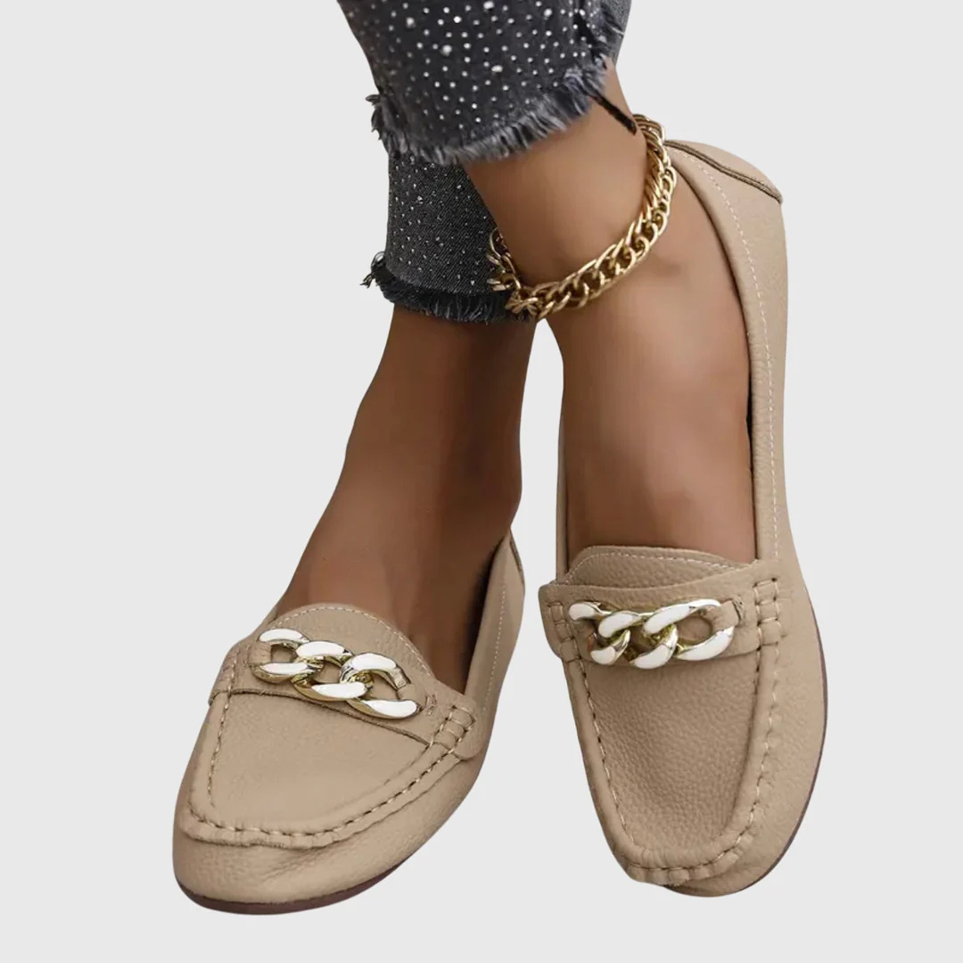 Women's Summer Loafers with Chain Accents (6)